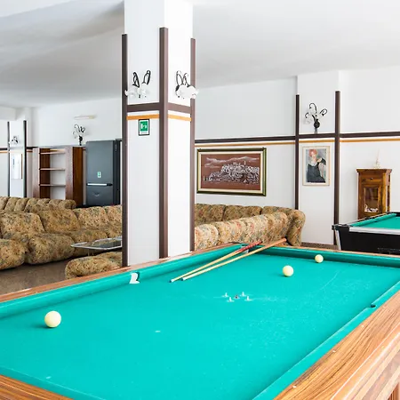 فندق Mediterraneo 4*