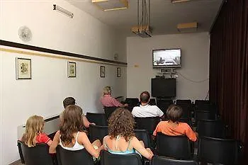 Mediterraneo فندق فيستَ