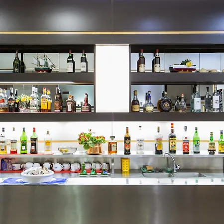 فندق Mediterraneo 4*