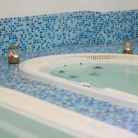 호텔 Mediterraneo 비에스테