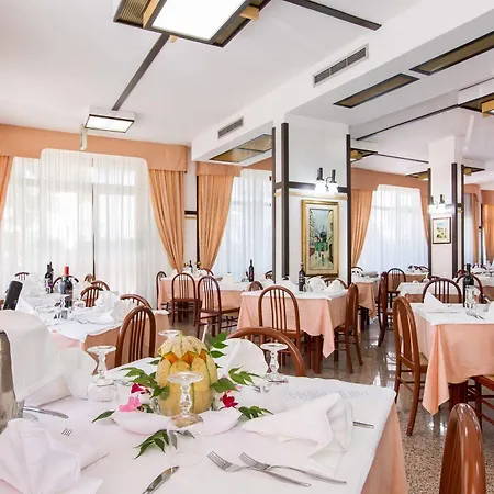 Mediterraneo Hotel